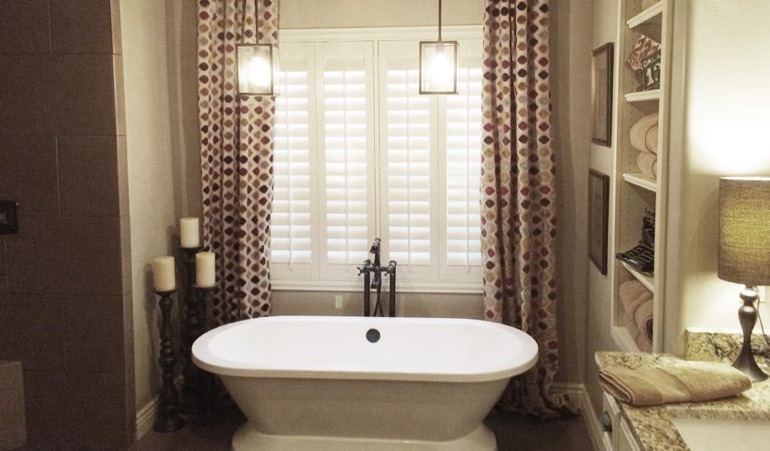 Polywood Shutters in Destin Bathroom